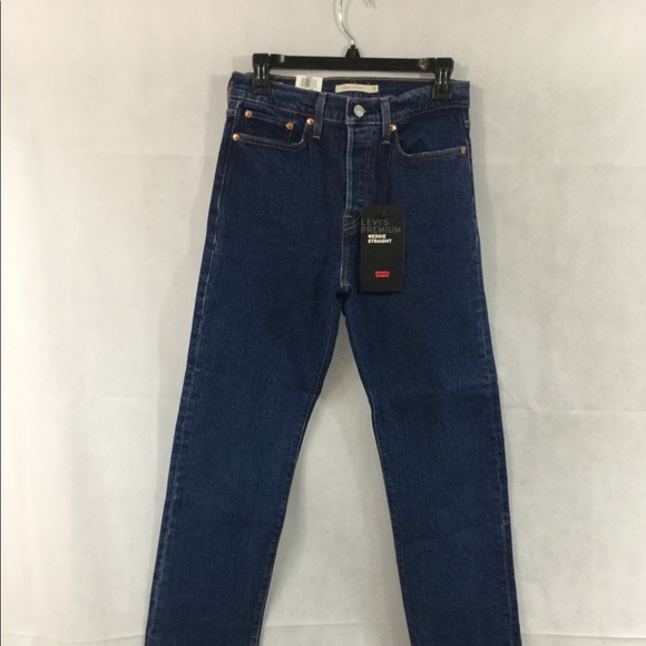❤️Levi’s Wedgie Straight Jeans 🎉LOWEST PRICE! - Picture 8 of 9